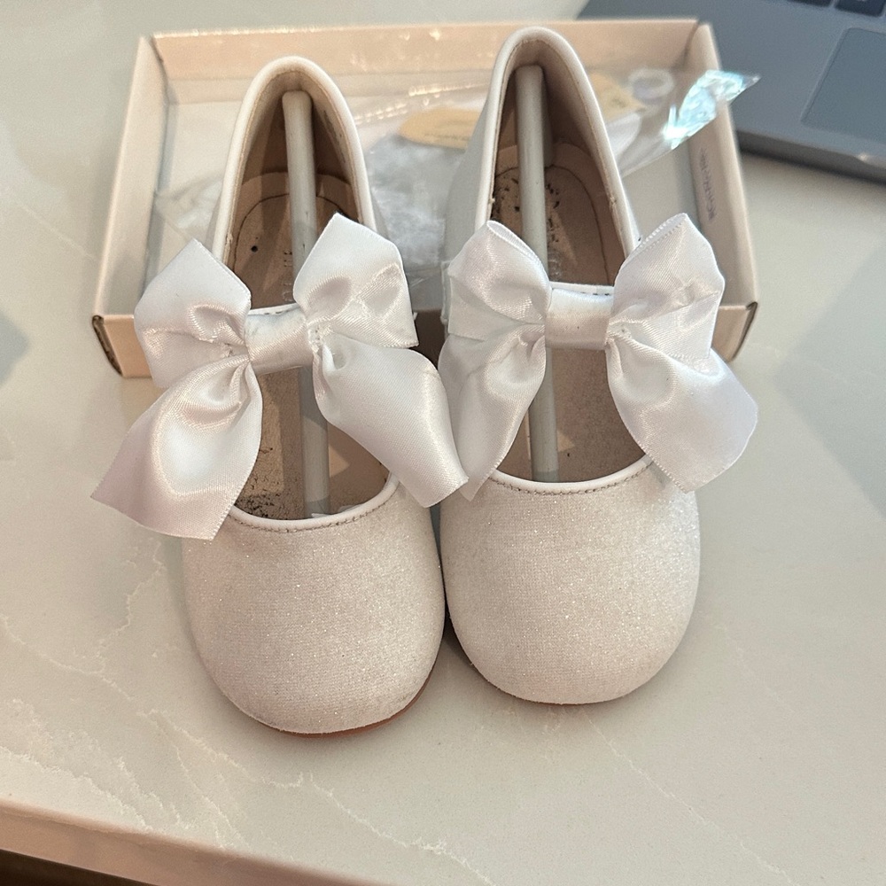 Tip Top Kids White Dress Shoes with Satin Bows